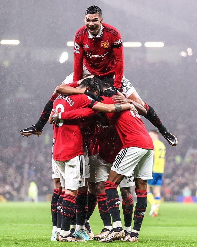 果断地对球 果断地对球